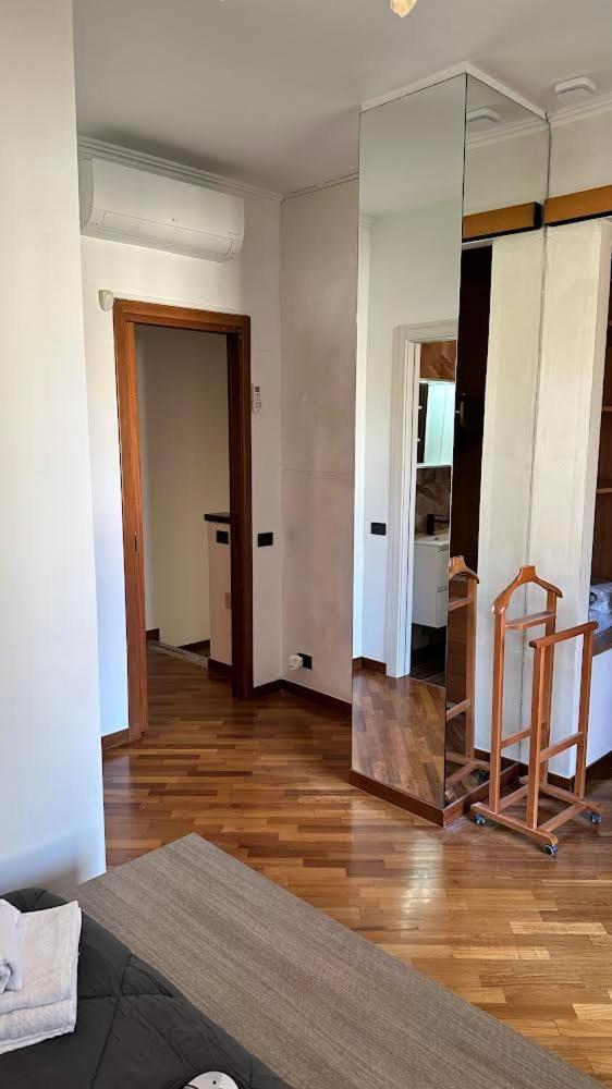 Lavilletta Stanza Parco Баранцате Екстериор снимка